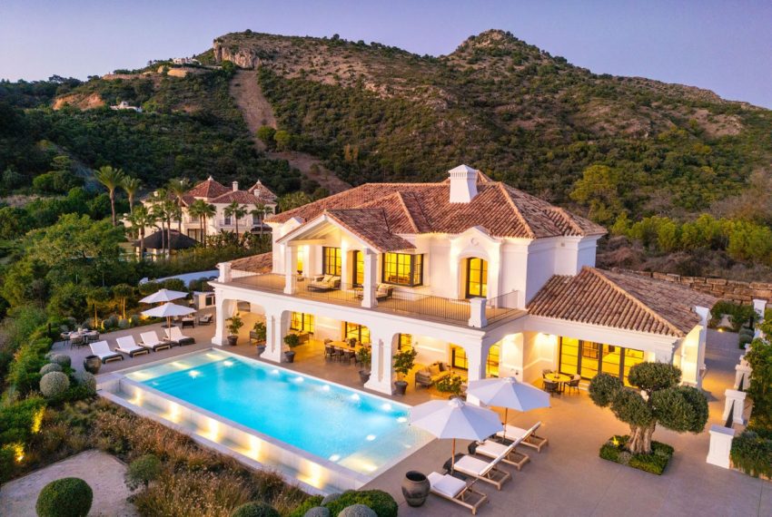R5427835-House-For-Sale-Benahavis-Detached-Villa-7-Beds-937-Built-1