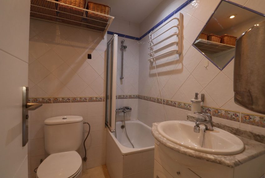 R5427916-Apartment-For-Sale-Marbella-Penthouse-Duplex-3-Beds-220-Built-17