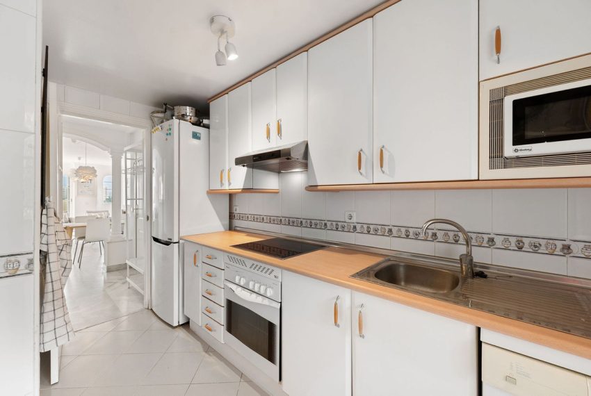 R5427946-Apartment-For-Sale-Nueva-Andalucia-Middle-Floor-Apartment-2-Beds-94-Built-15