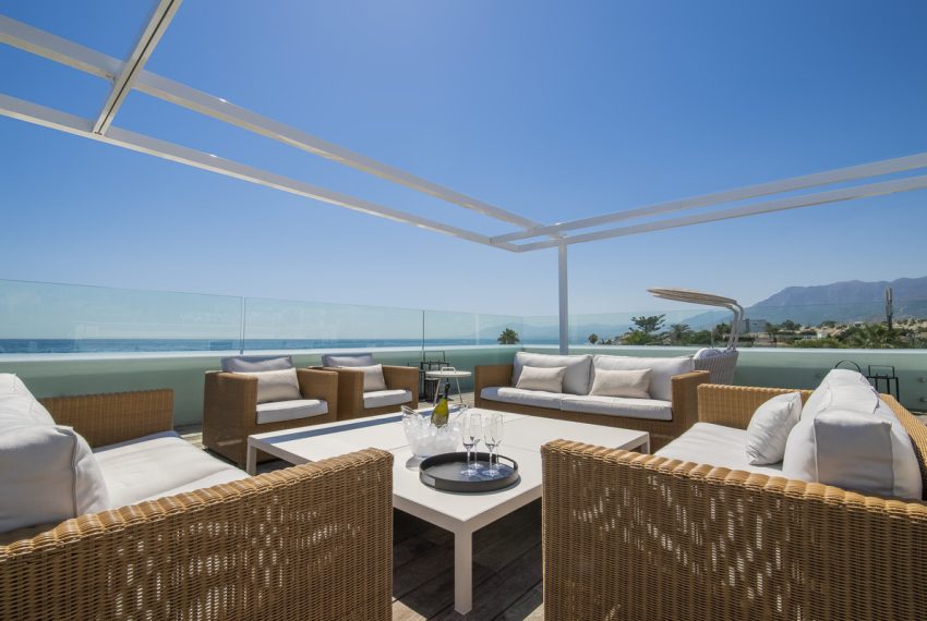 R5428042-House-For-Sale-Costabella-Detached-Villa-6-Beds-420-Built-19