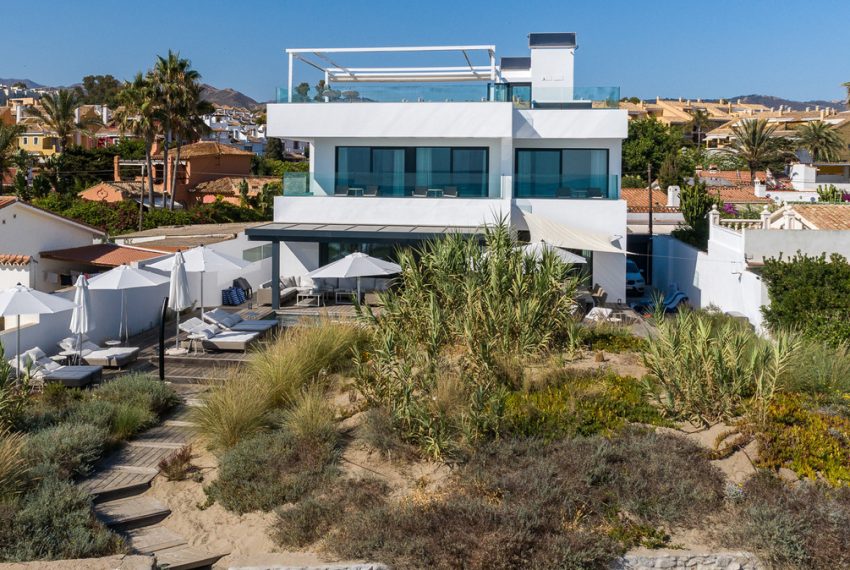 R5428042-House-For-Sale-Costabella-Detached-Villa-6-Beds-420-Built-4
