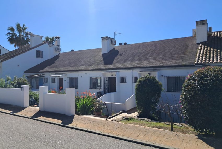 R5428072-House-For-Sale-Estepona-Townhouse-3-Beds-120-Built-1