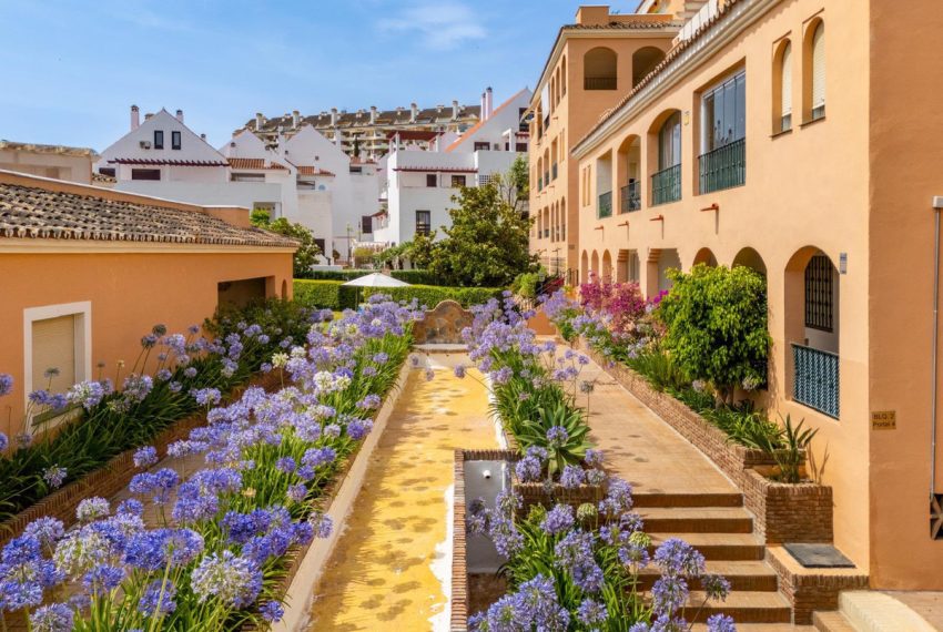 R5428171-Apartment-For-Sale-Nueva-Andalucia-Middle-Floor-Apartment-3-Beds-110-Built-1