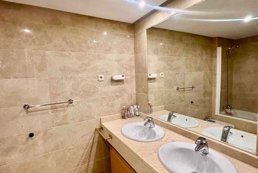 R5428399-Apartment-For-Sale-Nueva-Andalucia-Middle-Floor-Apartment-2-Beds-88-Built-13