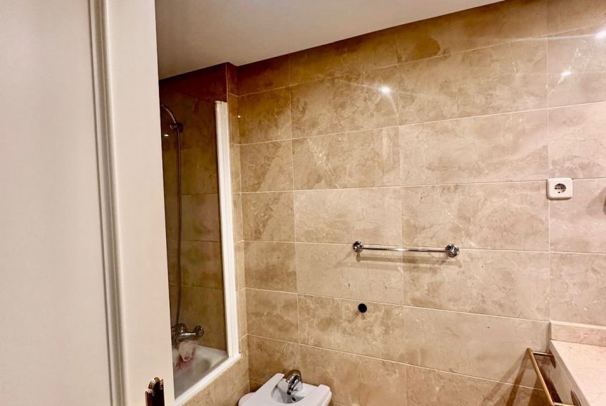R5428399-Apartment-For-Sale-Nueva-Andalucia-Middle-Floor-Apartment-2-Beds-88-Built-14