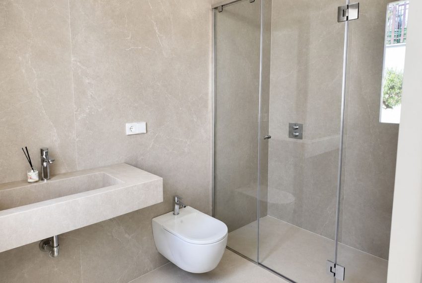 R5428414-House-For-Sale-Benahavis-Detached-Villa-3-Beds-252-Built-11