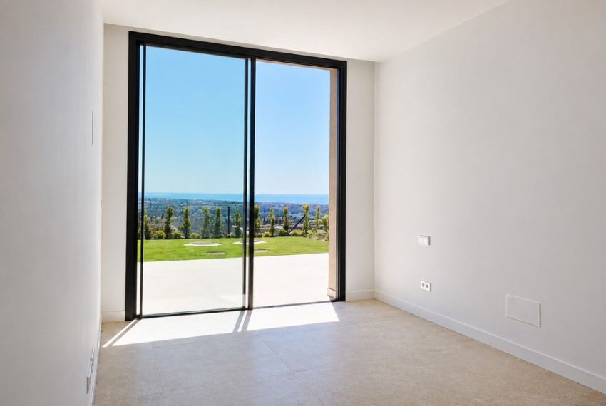 R5428414-House-For-Sale-Benahavis-Detached-Villa-3-Beds-252-Built-8