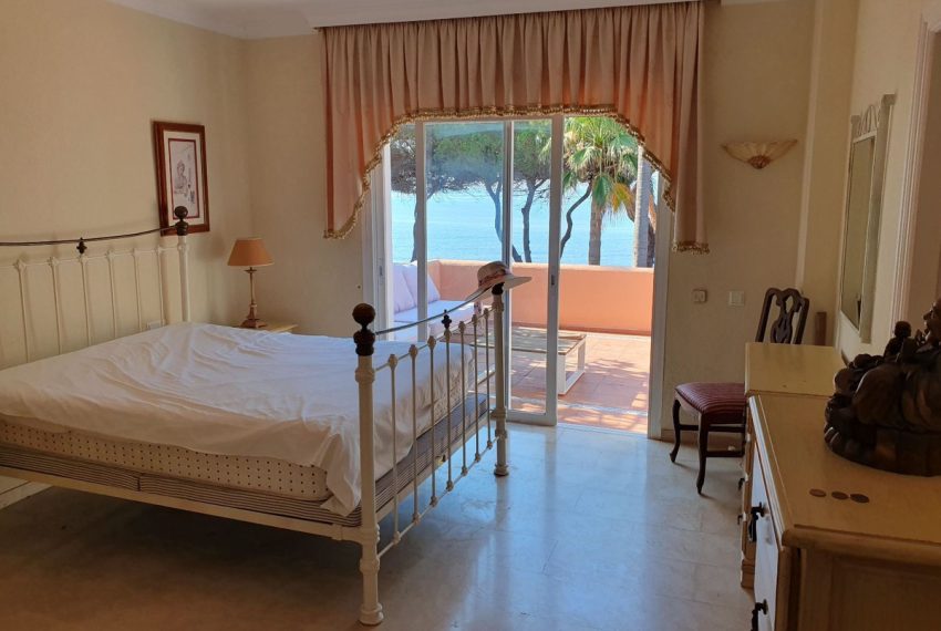 R5429302-House-For-Sale-El-Presidente-Townhouse-2-Beds-170-Built-16