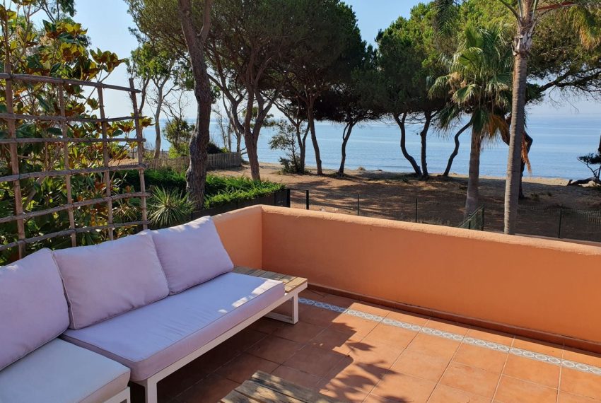 R5429302-House-For-Sale-El-Presidente-Townhouse-2-Beds-170-Built-17