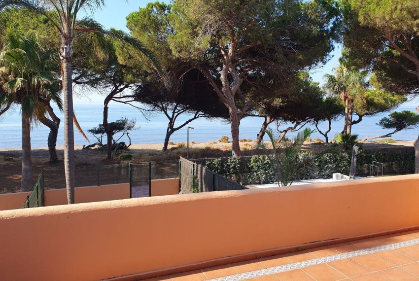 R5429302-House-For-Sale-El-Presidente-Townhouse-2-Beds-170-Built-18
