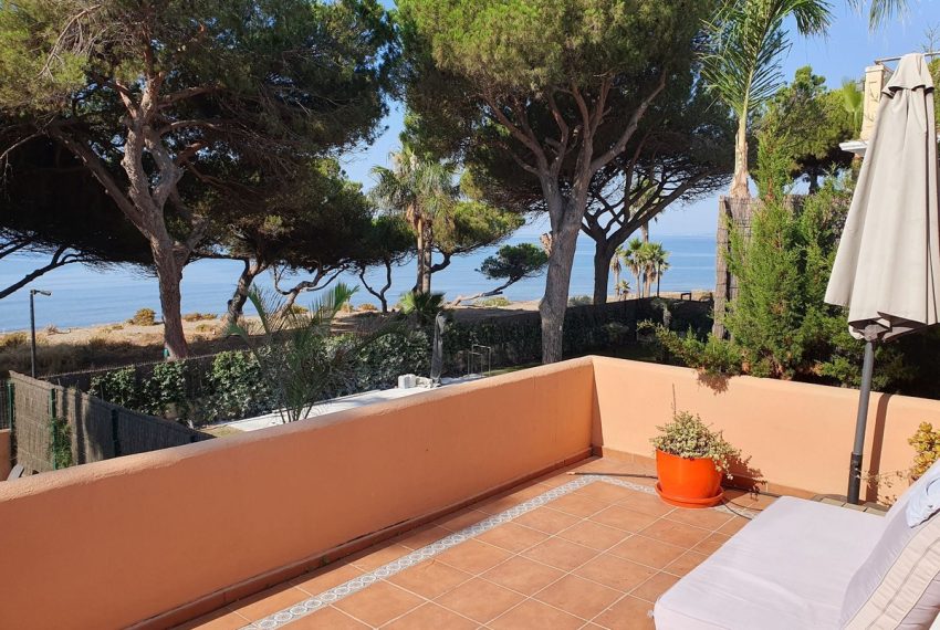 R5429302-House-For-Sale-El-Presidente-Townhouse-2-Beds-170-Built-19