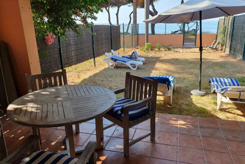 R5429302-House-For-Sale-El-Presidente-Townhouse-2-Beds-170-Built-9