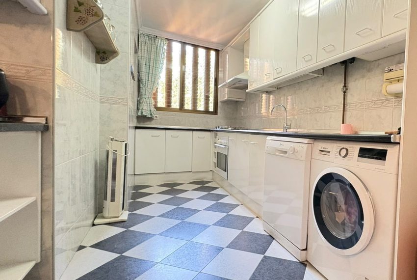 R5429359-Apartment-For-Sale-Marbella-Middle-Floor-Apartment-3-Beds-95-Built-4