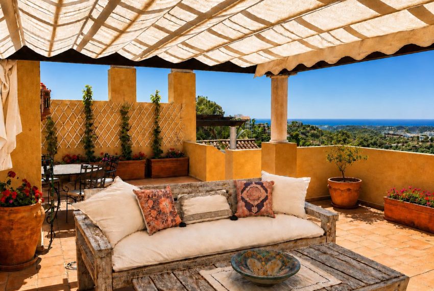 R5429413-Apartment-For-Sale-Los-Arqueros-Penthouse-Duplex-2-Beds-99-Built