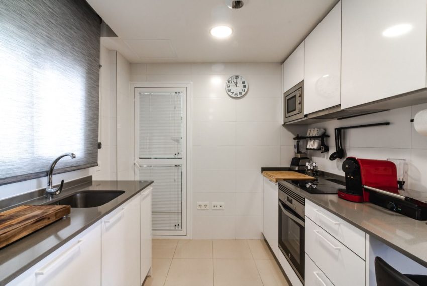R5429431-Apartment-For-Sale-Nueva-Andalucia-Middle-Floor-Apartment-2-Beds-68-Built-13