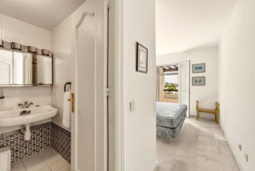 R5429482-Apartment-For-Sale-Calahonda-Ground-Floor-Apartment-2-Beds-115-Built-19
