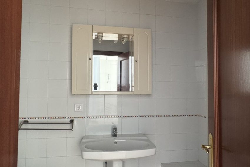 R5429500-Apartment-For-Sale-Estepona-Middle-Floor-Apartment-2-Beds-94-Built-11