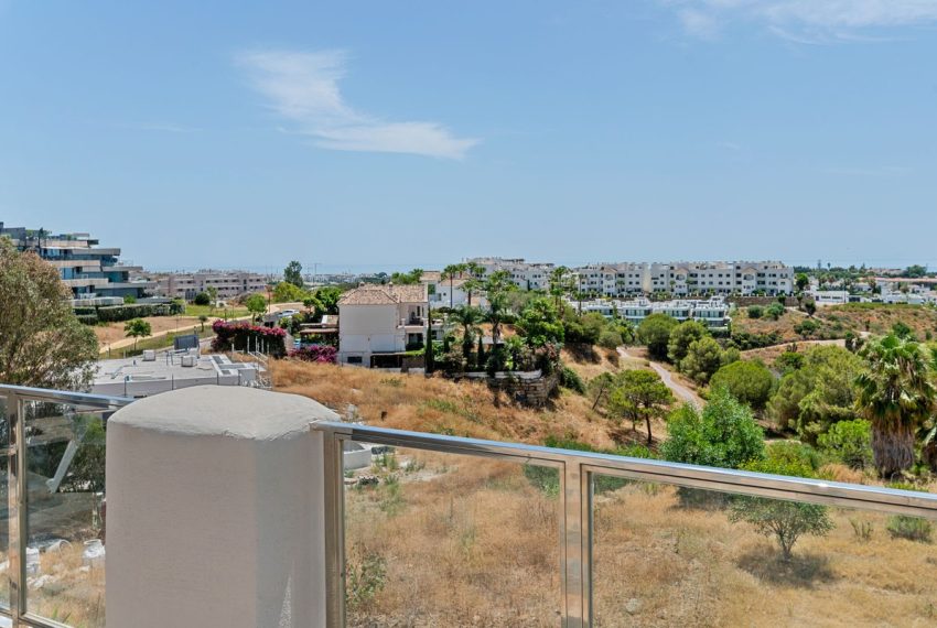 R5429512-Apartment-For-Sale-New-Golden-Mile-Penthouse-2-Beds-99-Built-3