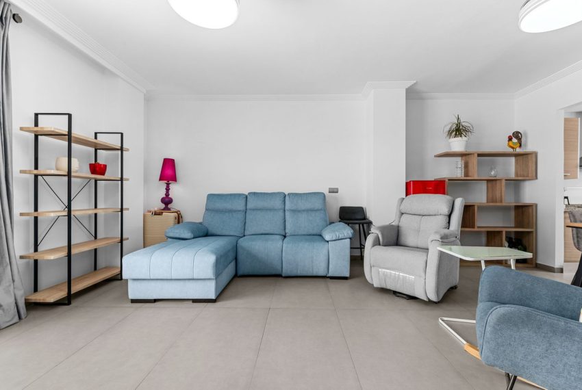 R5429512-Apartment-For-Sale-New-Golden-Mile-Penthouse-2-Beds-99-Built-5
