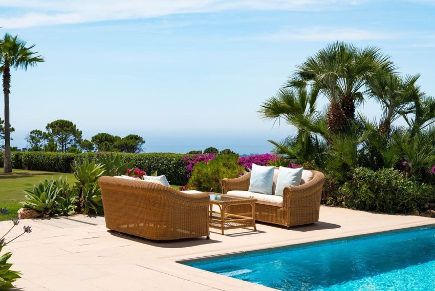 R5429527-House-For-Sale-Estepona-Detached-Villa-5-Beds-1070-Built-13