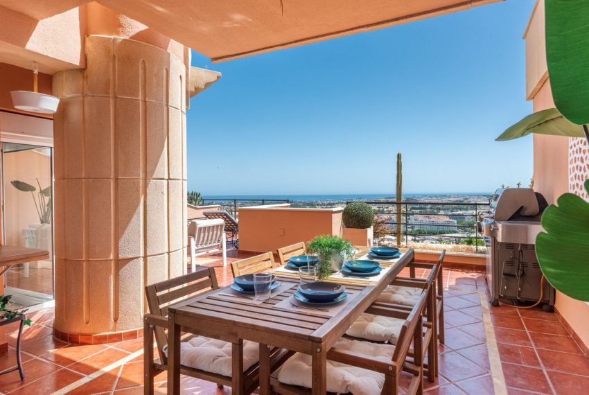 R5429632-Apartment-For-Sale-Nueva-Andalucia-Middle-Floor-Apartment-2-Beds-162-Built-1