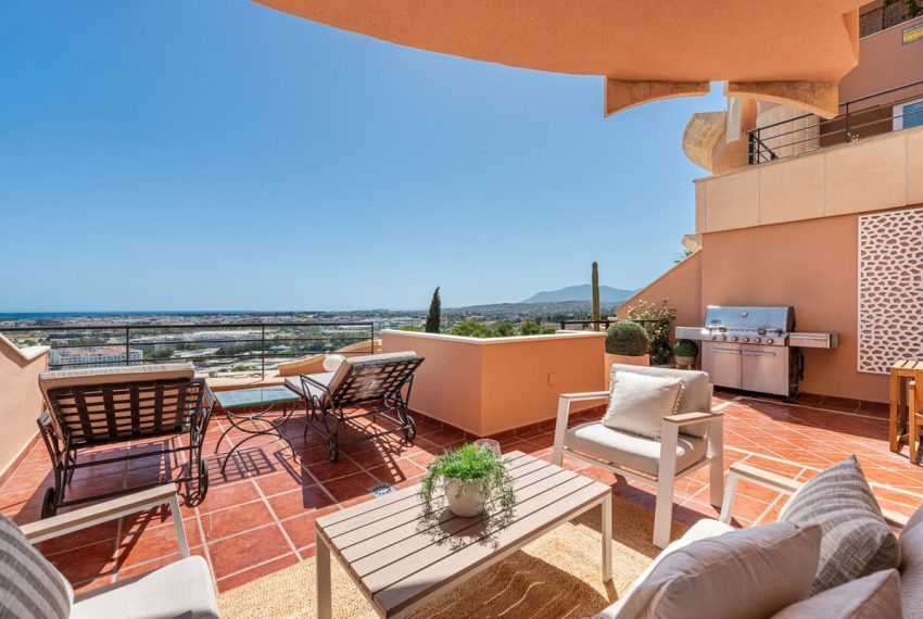 R5429632-Apartment-For-Sale-Nueva-Andalucia-Middle-Floor-Apartment-2-Beds-162-Built