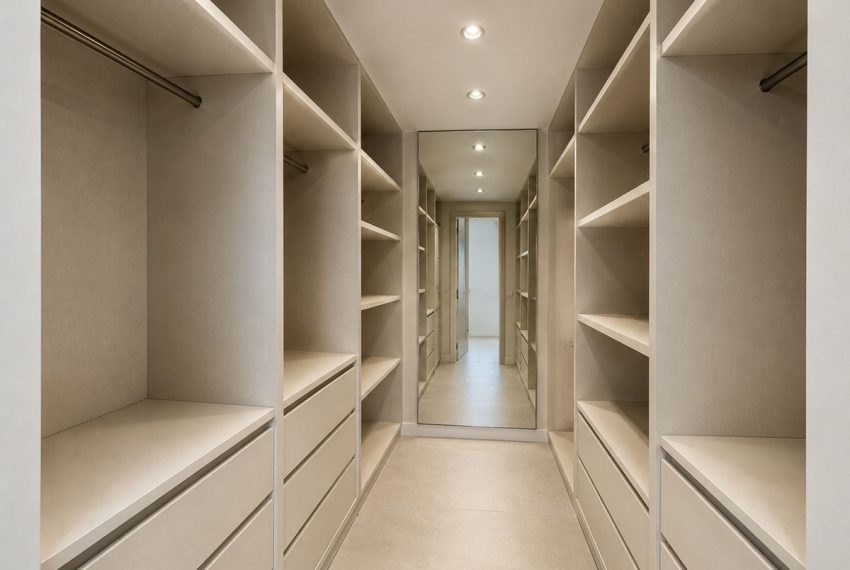 R5429650-House-For-Sale-New-Golden-Mile-Semi-Detached-House-3-Beds-209-Built-11