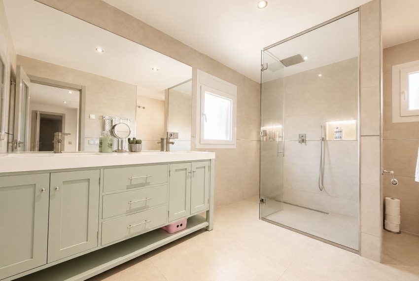 R5429650-House-For-Sale-New-Golden-Mile-Semi-Detached-House-3-Beds-209-Built-15