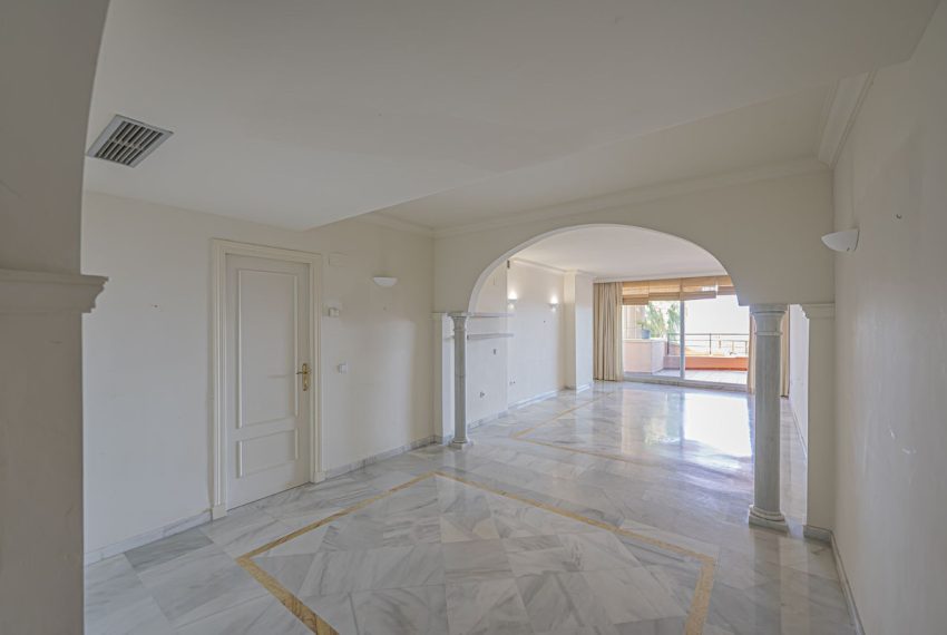 R5429659-Apartment-For-Sale-Nueva-Andalucia-Middle-Floor-Apartment-2-Beds-120-Built-6