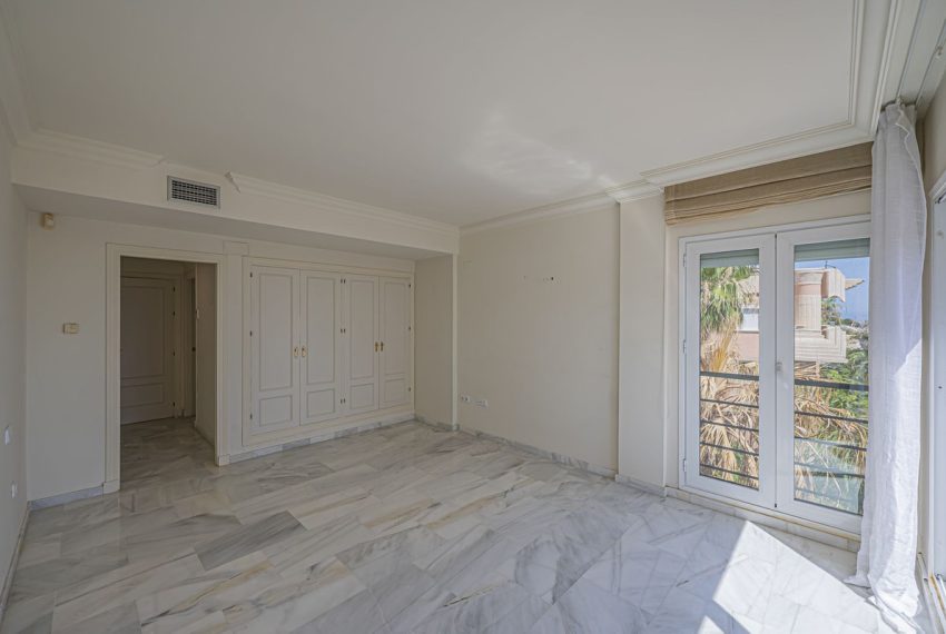 R5429659-Apartment-For-Sale-Nueva-Andalucia-Middle-Floor-Apartment-2-Beds-120-Built-7
