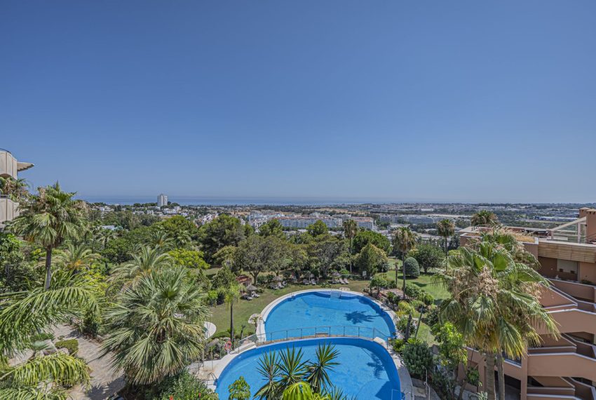 R5429659-Apartment-For-Sale-Nueva-Andalucia-Middle-Floor-Apartment-2-Beds-120-Built