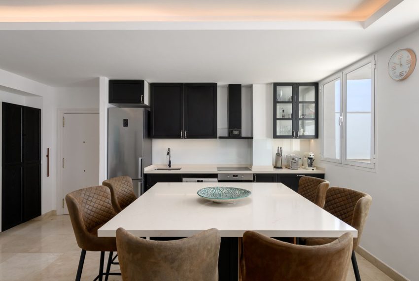R5430244-Apartment-For-Sale-Estepona-Middle-Floor-Apartment-2-Beds-86-Built-13