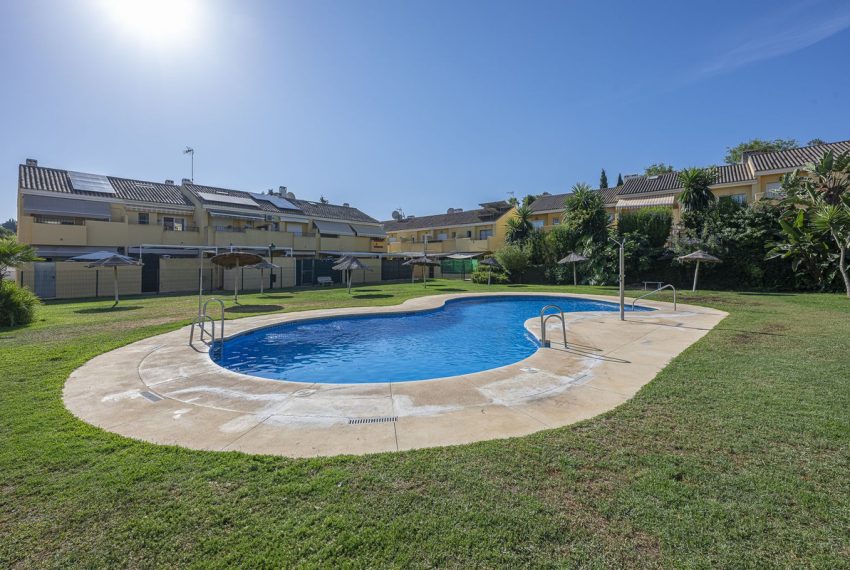 R5430292-House-For-Sale-Estepona-Townhouse-3-Beds-102-Built