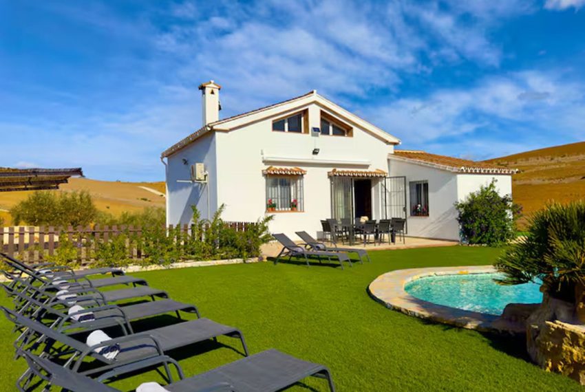 R5430328-House-For-Sale-Coin-Finca-Cortijo-5-Beds-348-Built-1
