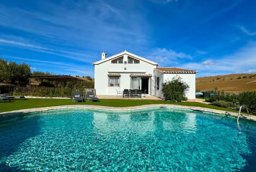 R5430328-House-For-Sale-Coin-Finca-Cortijo-5-Beds-348-Built
