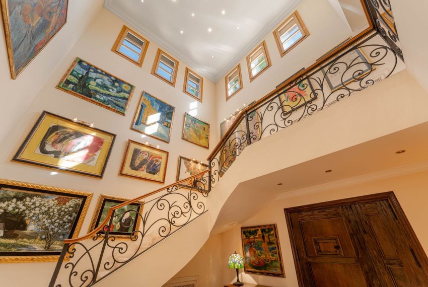 R5430451-House-For-Sale-Nueva-Andalucia-Detached-Villa-5-Beds-405-Built-15