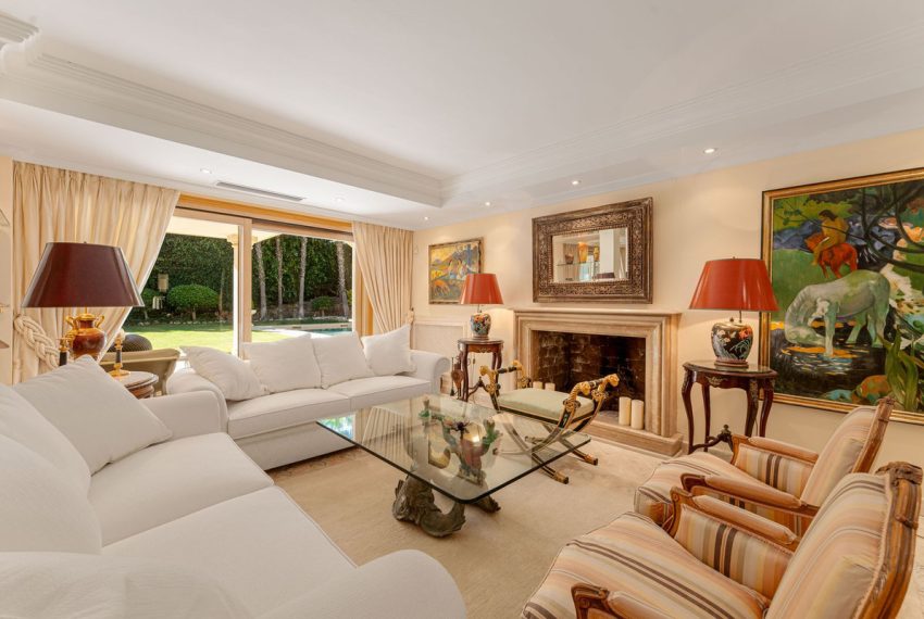 R5430451-House-For-Sale-Nueva-Andalucia-Detached-Villa-5-Beds-405-Built-8
