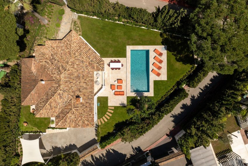 R5430469-House-For-Sale-Nueva-Andalucia-Detached-Villa-4-Beds-335-Built-17