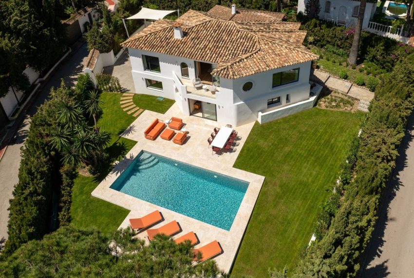 R5430469-House-For-Sale-Nueva-Andalucia-Detached-Villa-4-Beds-335-Built-6