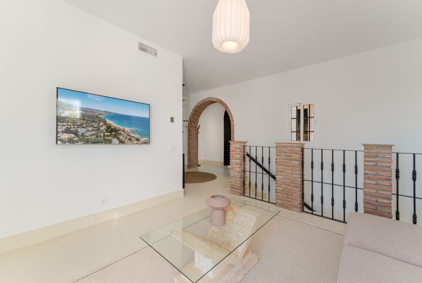R5430547-House-For-Sale-El-Madronal-Detached-Villa-6-Beds-538-Built-15