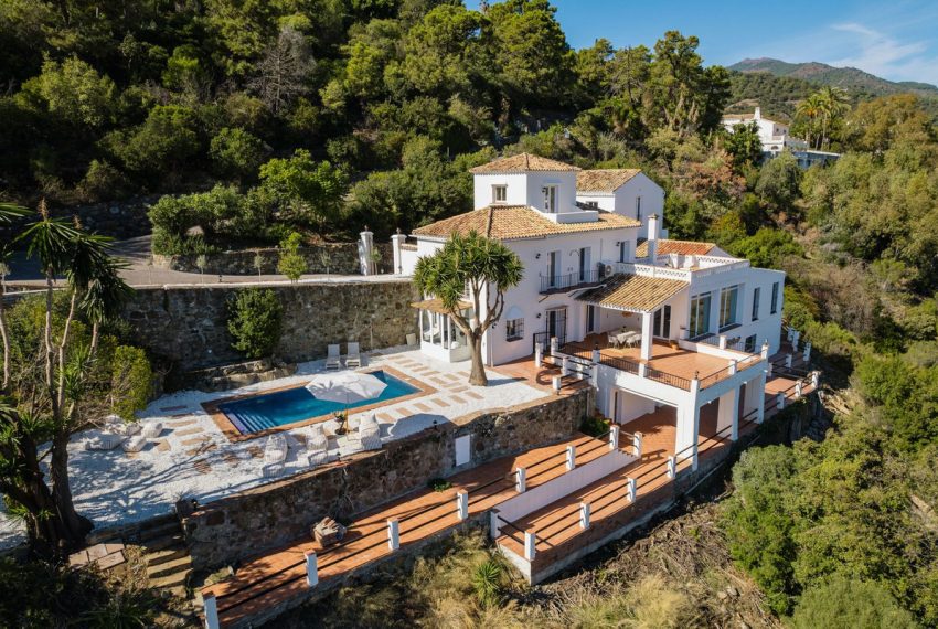 R5430547-House-For-Sale-El-Madronal-Detached-Villa-6-Beds-538-Built