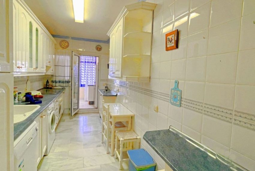 R5430568-Apartment-For-Sale-Estepona-Middle-Floor-Apartment-3-Beds-166-Built-2