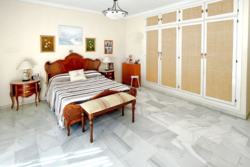 R5430568-Apartment-For-Sale-Estepona-Middle-Floor-Apartment-3-Beds-166-Built-3