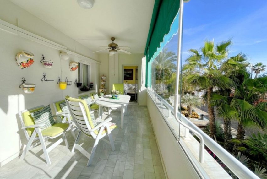 R5430568-Apartment-For-Sale-Estepona-Middle-Floor-Apartment-3-Beds-166-Built