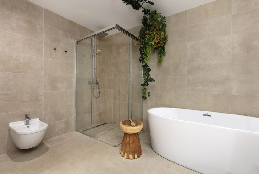 R5430571-House-For-Sale-Benahavis-Detached-Villa-5-Beds-407-Built-12