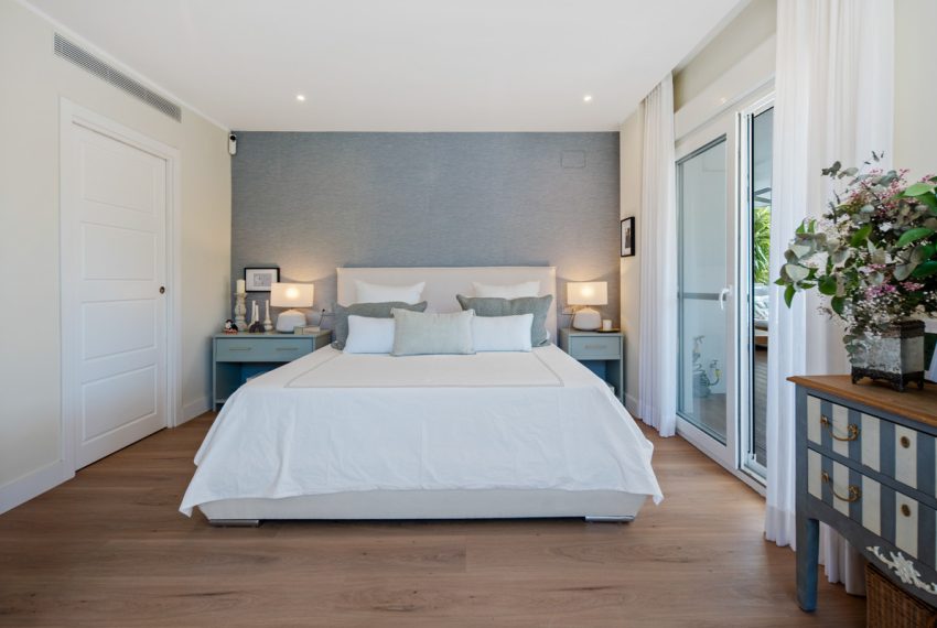 R5430718-Apartment-For-Sale-The-Golden-Mile-Middle-Floor-Apartment-2-Beds-172-Built-16