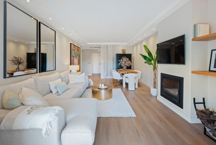 R5430718-Apartment-For-Sale-The-Golden-Mile-Middle-Floor-Apartment-2-Beds-172-Built-5