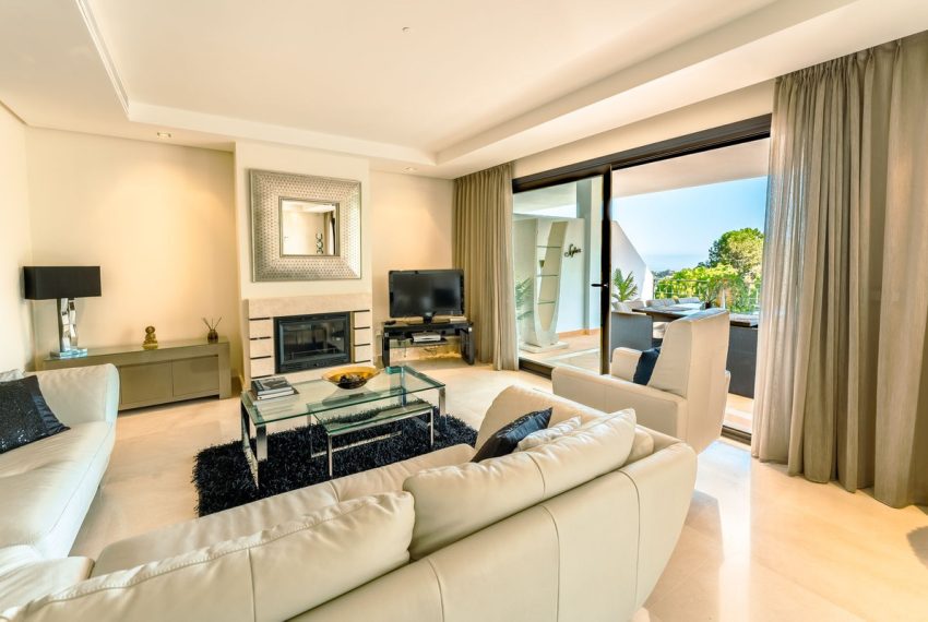 R5431249-Apartment-For-Sale-La-Quinta-Middle-Floor-Apartment-2-Beds-140-Built-2
