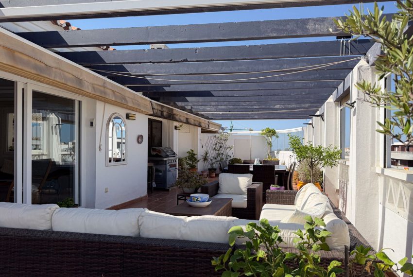 R5432218-Apartment-For-Sale-La-Campana-Penthouse-3-Beds-110-Built-16