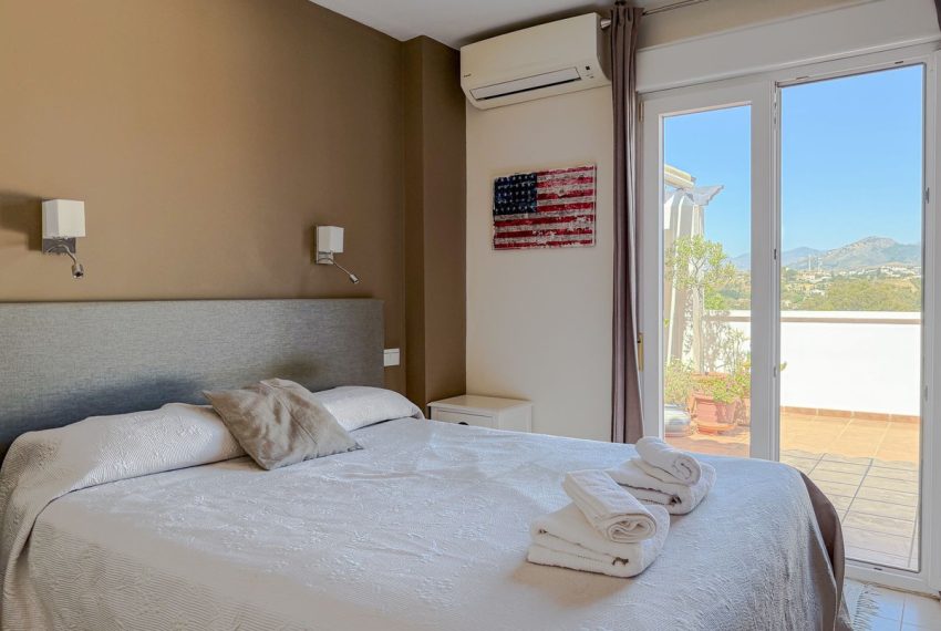 R5432218-Apartment-For-Sale-La-Campana-Penthouse-3-Beds-110-Built-3